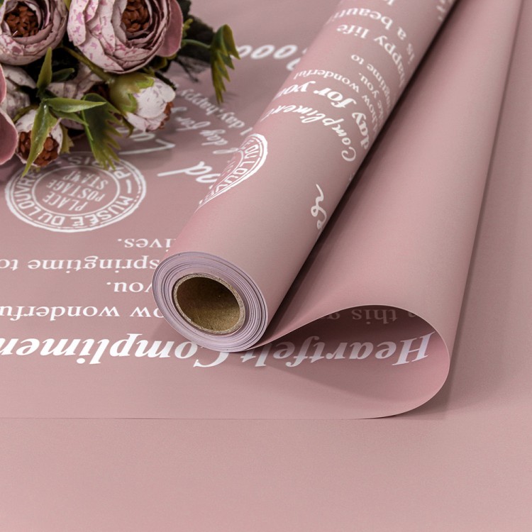 1662/7633 Плёнка 0,58*10м матовая с печатью "Good Luck" 65мкм Пудровый-7633 1/30 1662/7633 Плёнка 0,58*10м матовая с печатью "Good Luck" 65мкм Пудровый-7633 1/30