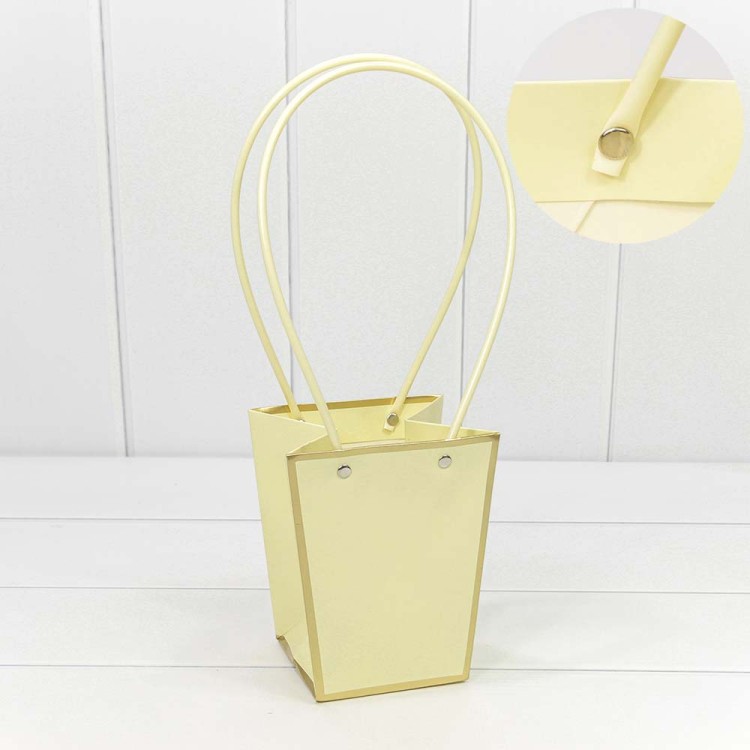 000172G/29 Пакет подарочный "Ваза для цветов" 15,5*13*9,5 с золотой рамкой Бежевый 1/10 1/150