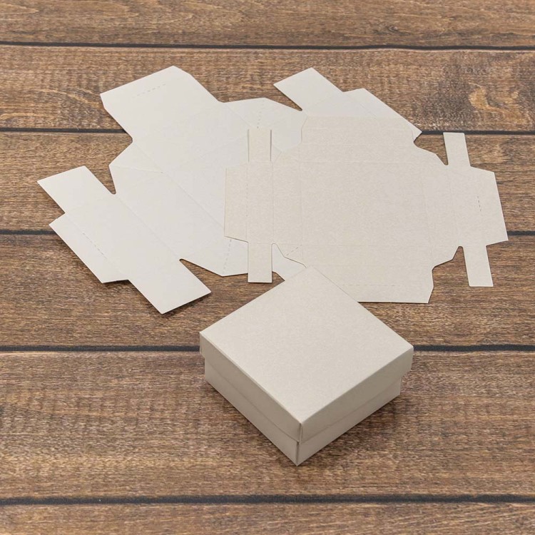 0007546 Коробка Квадратная 8*8*4 сборная Белый 1/20 1/300 0007546 Коробка Квадратная 8*8*4 сборная Белый 1/20 1/300