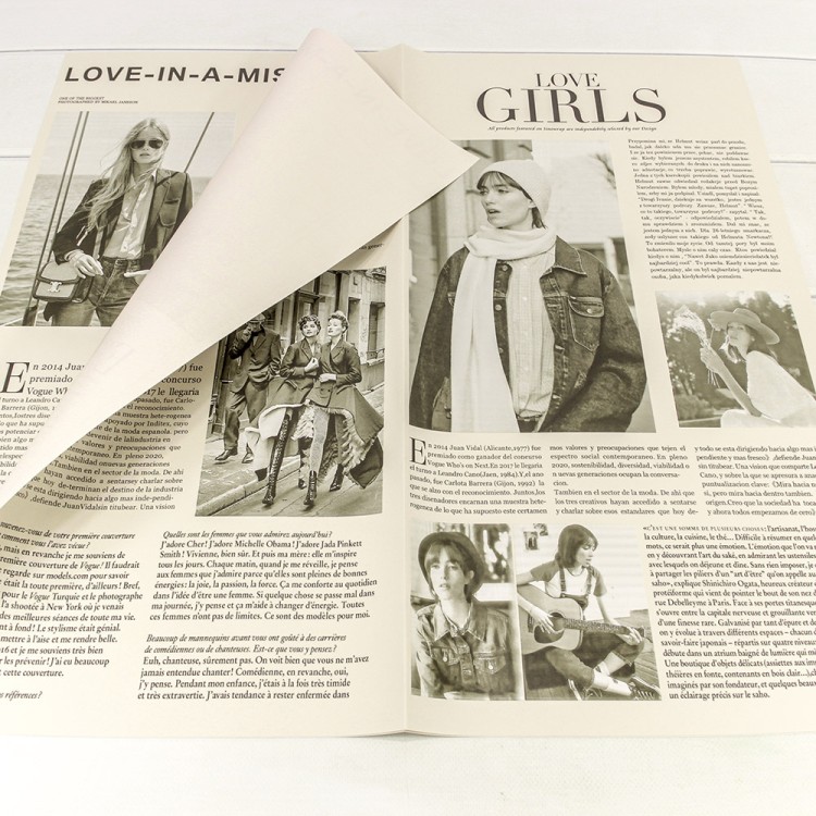 1616/434 Плёнка в листах 56,5*56,5 (20 шт.) матовая "Газета GIRLS" 65мкм Розовато-серый 1/60 1616/434 Плёнка в листах 56,5*56,5 (20 шт.) матовая "Газета GIRLS" 65мкм Розовато-серый 1/60