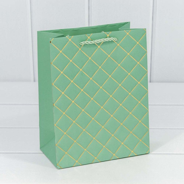 000391E/10 Пакет подарочный "Ромб" Зелёный 18*23*10 210г 1/20 1/360