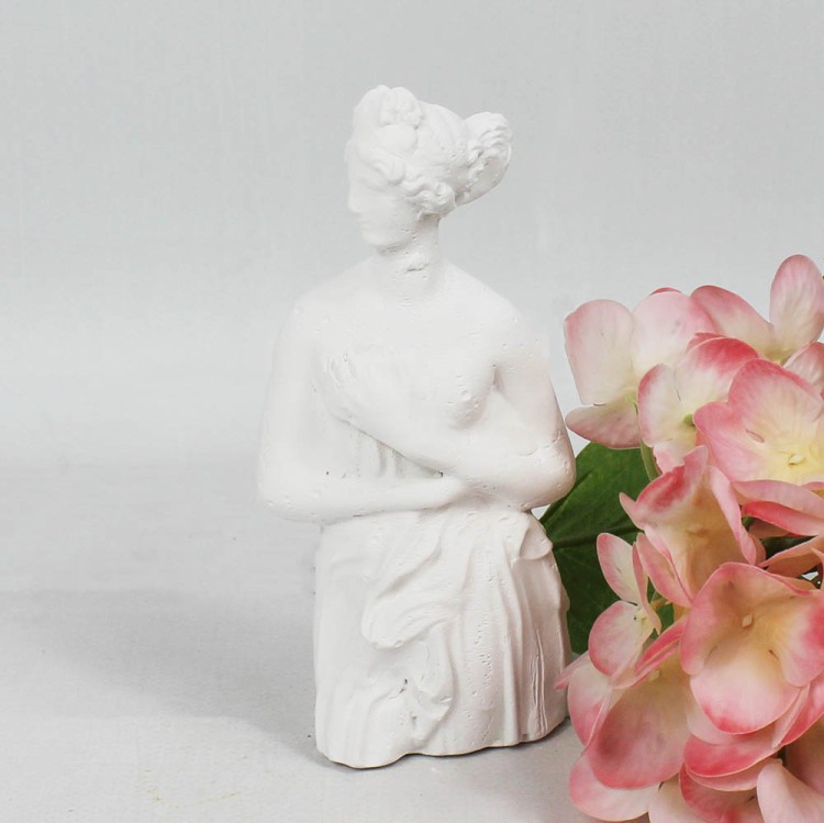 1008260001 АСПАСИЯ Фигурка интерьерная из гипса, белая H-155мм D-70мм