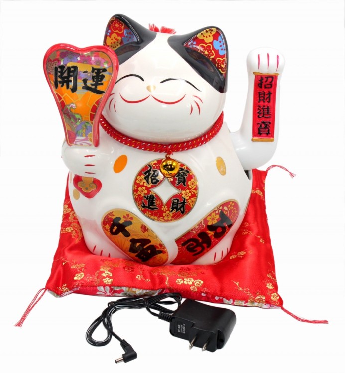 107104 Кот удачи (электрический) "Манеки-неко" 25,5х21х24,5 см 107104 Кот удачи (электрический) "Манеки-неко" 25,5х21х24,5 см